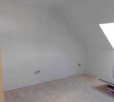 Chambre 3 toute enduite !!!
