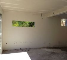 Enduit inétrieur terminé !
RDJ