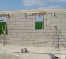 Vue de l'&eacute;tage sur l'arri&egrave;re de la maison