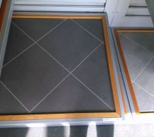 Carrelage choisi pour le RDC (place anthracite 45 x 45)