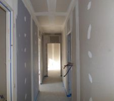 Couloir de la partie chambres