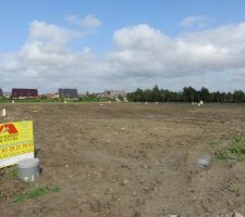 Terrain en attente de  Viabilisation