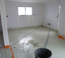 Photo de la réalisation de la chape de ravoirage n°6