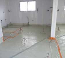 Photo de la réalisation de la chape de ravoirage n°7