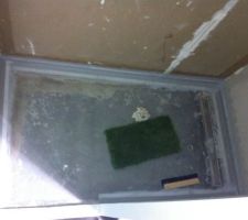 Pose du receveur &agrave; carreler pour douche italienne