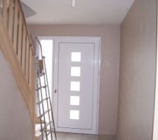 Entr&eacute;e mise en peinture d&eacute;finitive gamme N&eacute;pal.