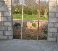 Pose du linteau baie vitrée facade est.