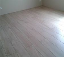 Carrelage imitation parquet
