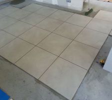 Premiers carreaux collés