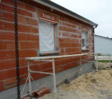 Ils bachent pour l'enduit....