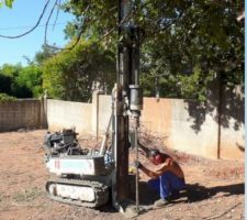 &Eacute;tude de sol &agrave; montr&eacute; un sol argilo-limoneuse compact donc nous devront passer nos fondations &agrave; 0,80 au Lieu de 0,70 initialement pr&eacute;vu.