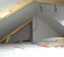 Plaquage et isolation pièce au dessus du garage