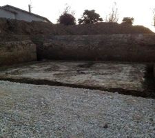 Futur emplacement du garage, et une partie de l'allée du garage