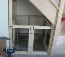 02/09/2014-Placard sous escalier pour chaussures (en cours)