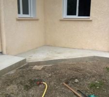 Terrasse N&deg;3 (en angle)   trottoir