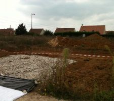 Terrassement d&eacute;couvert le 14 Septembre en venant sur le terrain faire la protection de trottoir