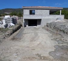 Fondations des murets devant le garage