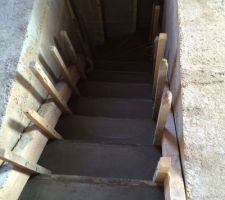 Enfin l'escalier pour monter voir la haut