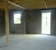 étage: future sdb et chambre parents