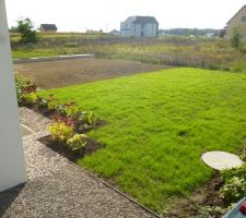 Vue du jardin à l'arrière de la maison