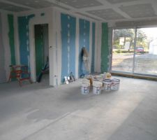 Les bandes continues à être posées