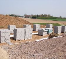 Un vide sanitaire de 4 rangs de parpaings