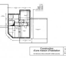 3 chambres à l'étage avec une terrasse accessible pour la chambre parentale. Eh oui on ne se refuse rien :-)