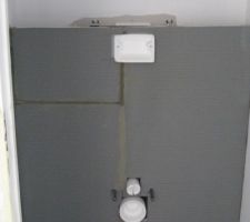 Caisson des WC de l'étage