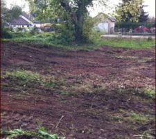 Et voila les arbres et la cloture n'existe plus et le conducteur de travaux nous a appel&eacute; ce matin pour nous annoncer que le chantier allait bient&ocirc;t commencer, on a h&acirc;te mais on voit les choses bouger et &ccedil;a fait plaisir!
