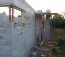 Casquette béton sur l'entrée