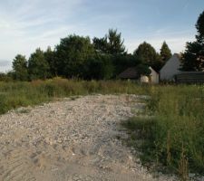 D'ici un an, &agrave; la pace des graviers, il devrait y avoir ma maison (^^,)