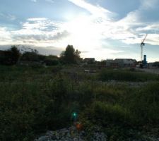 D'ici un an, &agrave; la pace des graviers, il devrait y avoir les maisons de mes voisins (^^,)