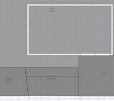 Entr&eacute;e sur la face Est. la zone plane est situ&eacute;e &agrave; 1.8m/2m plus bas que la place du parking de midi