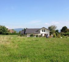 10/09/2014 : implantation de la maison sur le terrain en compagnie du constructeur et du terrassier