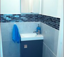 Lave main dans les toilettes du RdC