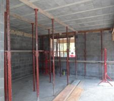 Préparation coulage dalle de l'étage
