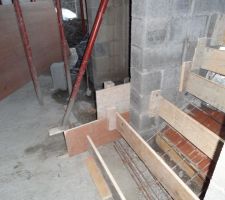 Le coffrage de l'escalier???