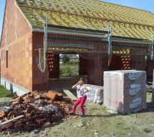 Ma princesse qui se prends pour une chef de chantier!