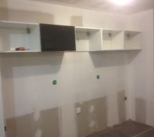 Montage cuisine &eacute;l&eacute;ments haut