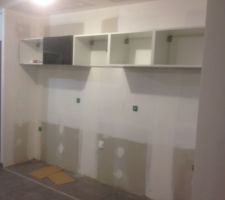 Montage cuisine &eacute;l&eacute;ments haut