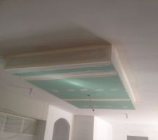 Faux plafond cuisine termin&eacute;