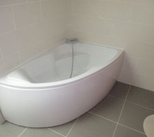 Salle de bain &eacute;tage