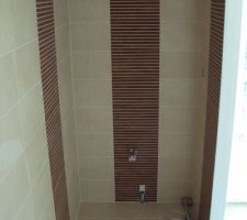 Salle de Douche ( Suite parentale ).