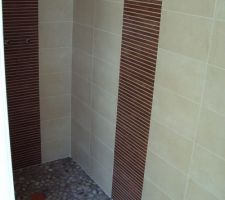 Salle de Douche ( Suite parentale ).