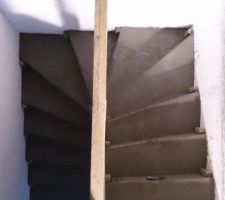 Escalier 2QT sous sol