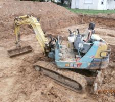 Enfin &ccedil;a commence !! 
Il a plu tout le week end donc c'est bien mouill&eacute;.