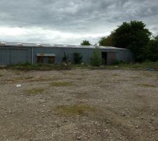 Photo d'un des b&acirc;timents qui &eacute;tait sur le terrain du Domaine de Valaison.