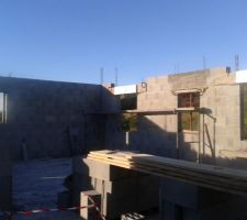 Pose des coffres de volets roulants