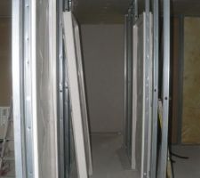 Le couloir qui m&egrave;ne &agrave; l'espace nuit