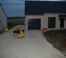 La maison t&ocirc;t ce matin.
le chemin d?acc&egrave;s